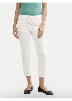 Tom Tailor Spodnie materiałowe 1040963 Biały Tapered Fit ze sklepu MODIVO w kategorii Spodnie damskie - zdjęcie 182694183