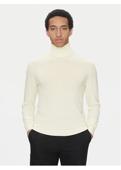 Calvin Klein Golf Superior K10K110420 Écru Slim Fit ze sklepu MODIVO w kategorii Swetry męskie - zdjęcie 182694520