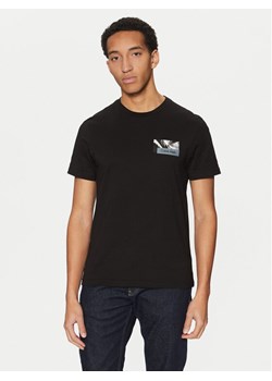 Calvin Klein T-Shirt Graphic K10K113799 Czarny Regular Fit ze sklepu MODIVO w kategorii T-shirty męskie - zdjęcie 182694584