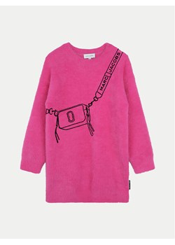 Marc Jacobs Sukienka dzianinowa W60386 M Różowy Regular Fit ze sklepu MODIVO w kategorii Sukienki dziewczęce - zdjęcie 182694784