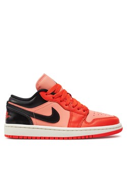 Nike Sneakersy Air Jordan 1 Low Se DM3379 600 Koralowy ze sklepu MODIVO w kategorii Buty sportowe damskie - zdjęcie 182696040