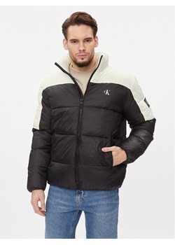 Calvin Klein Jeans Kurtka zimowa J30J323461 Czarny Regular Fit ze sklepu MODIVO w kategorii Kurtki męskie - zdjęcie 182697962