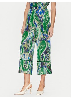 Simona Corsellini Spodnie materiałowe P25CPPA02501 Zielony Relaxed Fit ze sklepu MODIVO w kategorii Spodnie damskie - zdjęcie 182698491