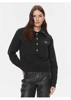 Calvin Klein Jeans Bluza J20J222550 Czarny Regular Fit ze sklepu MODIVO w kategorii Bluzy damskie - zdjęcie 182698784