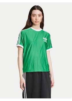 adidas T-Shirt adicolor 3-Stripes IY7227 Zielony Loose Fit ze sklepu MODIVO w kategorii Bluzki damskie - zdjęcie 182699610