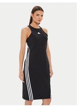 adidas Sukienka codzienna Future Icons 3-Stripes IP1575 Czarny Regular Fit ze sklepu MODIVO w kategorii Sukienki - zdjęcie 182700073