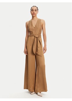 TWINSET Kombinezon 251TT2272 Beżowy Regular Fit ze sklepu MODIVO w kategorii Kombinezony damskie - zdjęcie 182700411