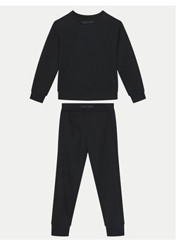 Calvin Klein Jeans Dres IB0IB02385 Czarny Relaxed Fit ze sklepu MODIVO w kategorii Dresy chłopięce - zdjęcie 182700433