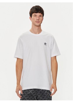 adidas T-Shirt Trefoil Essentials IZ2098 Biały Regular Fit - id: 0000303914493 - marki adidas - 182700862 adidas T-Shirt Trefoil Essentials IZ2098 Biały Regular Fit ze sklepu MODIVO w kategorii T-shirty męskie - zdjęcie 182700862