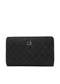 Calvin Klein Mały Portfel Damski Ck Daily Medium Bifold_Mono K60K612824 Czarny ze sklepu MODIVO w kategorii Portfele damskie - zdjęcie 182700924