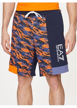 EA7 Emporio Armani Szorty sportowe 3DPS60 PJEQZ 2605 Pomarańczowy Regular Fit ze sklepu MODIVO w kategorii Spodenki męskie - zdjęcie 182701003