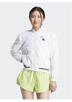 adidas Kurtka bomber Scribble IA3137 Biały Loose Fit ze sklepu MODIVO w kategorii Kurtki damskie - zdjęcie 182702612