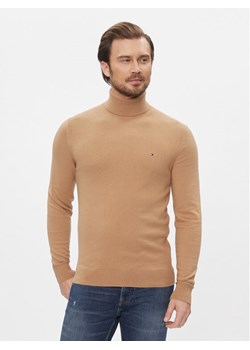 Tommy Hilfiger Golf Pima MW0MW28048 Beżowy Regular Fit ze sklepu MODIVO w kategorii Swetry męskie - zdjęcie 182702851
