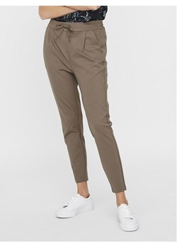 Vero Moda Spodnie materiałowe Eva 10197909 Brązowy Loose Fit ze sklepu MODIVO w kategorii Spodnie damskie - zdjęcie 182703263