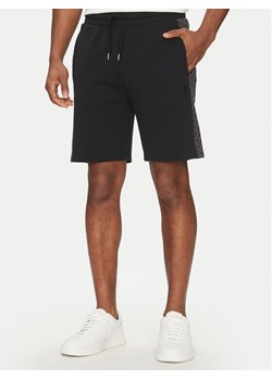 BOSS Szorty sportowe Luke 50540525 Czarny Regular Fit ze sklepu MODIVO w kategorii Spodenki męskie - zdjęcie 182703744