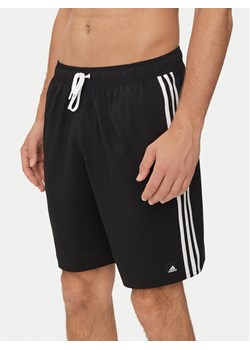 adidas Szorty kąpielowe 3-Stripes CLX HT4358 Czarny Regular Fit ze sklepu MODIVO w kategorii Kąpielówki - zdjęcie 182704873
