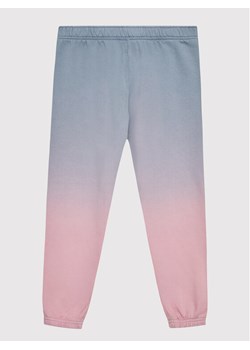 Vans Spodnie dresowe Sunset Wash VN0A7YVQ Szary Regular Fit ze sklepu MODIVO w kategorii Spodnie dziewczęce - zdjęcie 182705173
