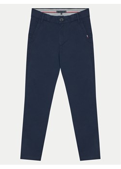 Tommy Hilfiger Chinosy KB0KB09435 Granatowy Slim Fit ze sklepu MODIVO w kategorii Spodnie chłopięce - zdjęcie 182706501