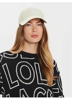 New Era Czapka z daszkiem Cosy New York Yankees 60565256 Écru ze sklepu MODIVO w kategorii Czapki z daszkiem damskie - zdjęcie 182706670