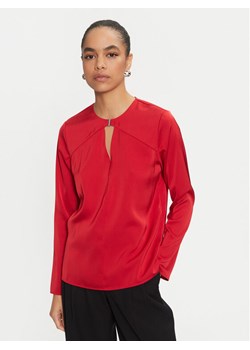 Calvin Klein Bluzka K20K207650 Czerwony Regular Fit ze sklepu MODIVO w kategorii Bluzki damskie - zdjęcie 182706800