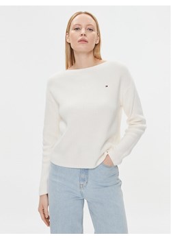Tommy Hilfiger Sweter WW0WW40345 Écru Relaxed Fit ze sklepu MODIVO w kategorii Swetry damskie - zdjęcie 182706972