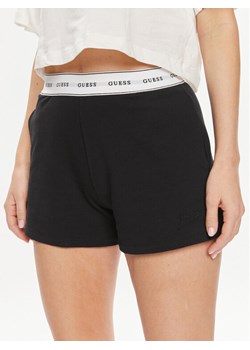 Guess Szorty piżamowe O4GD02 KBS91 Czarny Loose Fit ze sklepu MODIVO w kategorii Piżamy damskie - zdjęcie 182710141