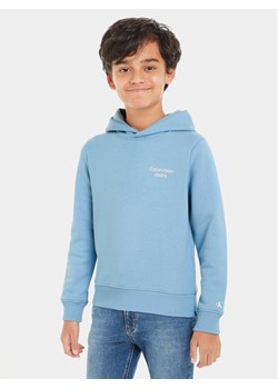 Calvin Klein Jeans Bluza Stack Logo IB0IB01293 Niebieski Regular Fit ze sklepu MODIVO w kategorii Bluzy chłopięce - zdjęcie 182710611