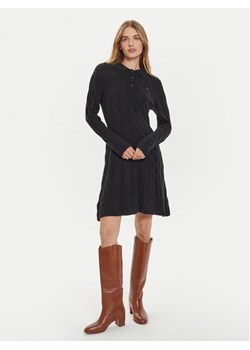Tommy Hilfiger Sukienka dzianinowa WW0WW43085 Czarny Regular Fit ze sklepu MODIVO w kategorii Sukienki - zdjęcie 182712140