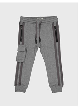 Birba Trybeyond Spodnie dresowe 999 52698 00 Szary Regular Fit ze sklepu MODIVO w kategorii Spodnie chłopięce - zdjęcie 182712583