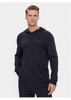 Tommy Hilfiger Bluza UM0UM03002 Granatowy Regular Fit ze sklepu MODIVO w kategorii Bluzy męskie - zdjęcie 182712780
