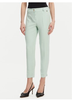 Maryley Spodnie materiałowe 25EB52Z/M24/43SP Zielony Regular Fit ze sklepu MODIVO w kategorii Spodnie damskie - zdjęcie 182712832