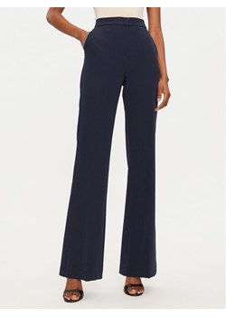 Maryley Spodnie materiałowe 24IB587/43BL Granatowy Regular Fit - id: 0000304865046 - marki Maryley - 182713361 Maryley Spodnie materiałowe 24IB587/43BL Granatowy Regular Fit ze sklepu MODIVO w kategorii Spodnie damskie - zdjęcie 182713361