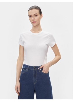 Calvin Klein T-Shirt Smooth Cotton Baby Tee K20K206794 Biały Slim Fit ze sklepu MODIVO w kategorii Bluzki damskie - zdjęcie 182714430