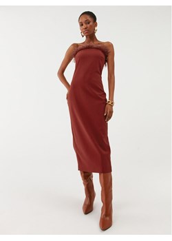 Patrizia Pepe Sukienka koktajlowa 8A1202/A6F5-R799 Czerwony Slim Fit - id: 0000303042172 - marki Patrizia Pepe - 182715302 Patrizia Pepe Sukienka koktajlowa 8A1202/A6F5-R799 Czerwony Slim Fit ze sklepu MODIVO w kategorii Sukienki - zdjęcie 182715302