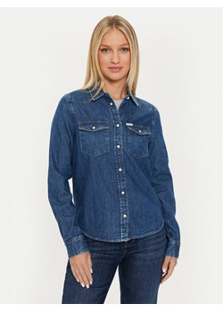 Guess Koszula jeansowa W4YH35 D5EI3 Granatowy Classic Fit ze sklepu MODIVO w kategorii Koszule damskie - zdjęcie 182716052