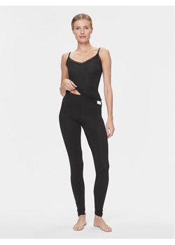 Tommy Hilfiger Piżama UW0UW04987 Czarny Slim Fit ze sklepu MODIVO w kategorii Piżamy damskie - zdjęcie 182718073