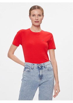 Tommy Hilfiger T-Shirt New Cody WW0WW40587 Czerwony Slim Fit ze sklepu MODIVO w kategorii Bluzki damskie - zdjęcie 182718293