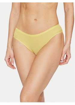 Chantelle Figi klasyczne Soft Stretch C26430 Żółty ze sklepu MODIVO w kategorii Majtki damskie - zdjęcie 182718862