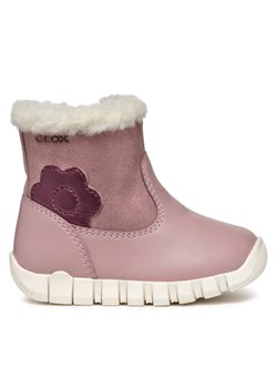 Geox Kozaki B Iupidoo Girl B4658B 0BCBL C8AF8 Różowy ze sklepu MODIVO w kategorii Buty zimowe dziecięce - zdjęcie 182720211