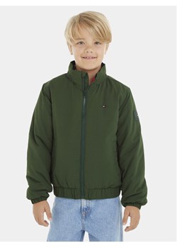 Tommy Hilfiger Kurtka przejściowa Essential KB0KB08337 D Zielony Regular Fit ze sklepu MODIVO w kategorii Kurtki chłopięce - zdjęcie 182720480