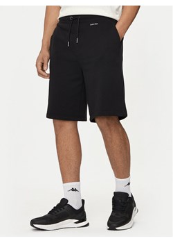 Calvin Klein Szorty sportowe Nano Logo K10K112689 Czarny Regular Fit ze sklepu MODIVO w kategorii Spodenki męskie - zdjęcie 182720733