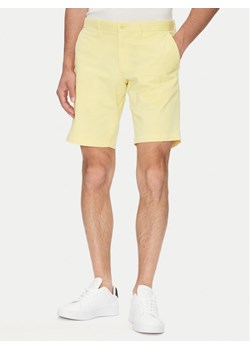 Tommy Hilfiger Szorty materiałowe Brooklyn MW0MW23563 Żółty Regular Fit ze sklepu MODIVO w kategorii Spodenki męskie - zdjęcie 182722061