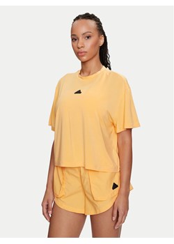 adidas T-Shirt City Escape IS0664 Żółty Loose Fit ze sklepu MODIVO w kategorii Bluzki damskie - zdjęcie 182722500