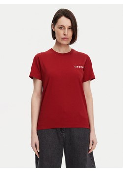 Guess T-Shirt W5RI04 I3Z14 Czerwony Regular Fit ze sklepu MODIVO w kategorii Bluzki damskie - zdjęcie 182723623