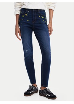 Desigual Jeansy Akira 24WWDD24 Granatowy Skinny Fit ze sklepu MODIVO w kategorii Jeansy damskie - zdjęcie 182723911