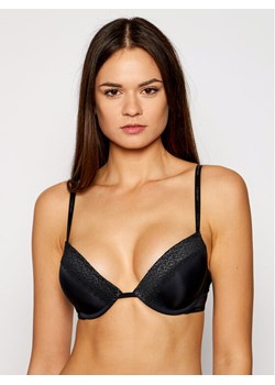 Calvin Klein Underwear Biustonosz push-up 000QF5145E Czarny ze sklepu MODIVO w kategorii Biustonosze - zdjęcie 182725033