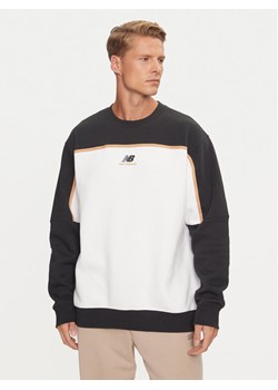 New Balance Bluza Classics MT43525BK Czarny Relaxed Fit ze sklepu MODIVO w kategorii Bluzy męskie - zdjęcie 182725300