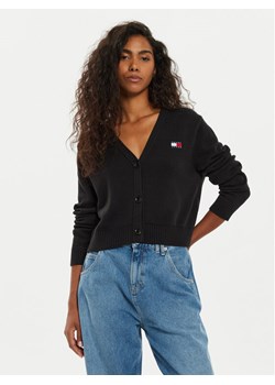 Tommy Jeans Kardigan Essential Badge DW0DW19913 Czarny Relaxed Fit ze sklepu MODIVO w kategorii Swetry damskie - zdjęcie 182725691
