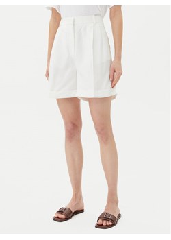 Tommy Hilfiger Szorty materiałowe WW0WW47213 Écru Regular Fit ze sklepu MODIVO w kategorii Szorty - zdjęcie 182725803