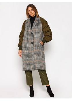 Iceberg Płaszcz zimowy 20II2P0N0414988 Kolorowy Oversize ze sklepu MODIVO w kategorii Płaszcze damskie - zdjęcie 182725952